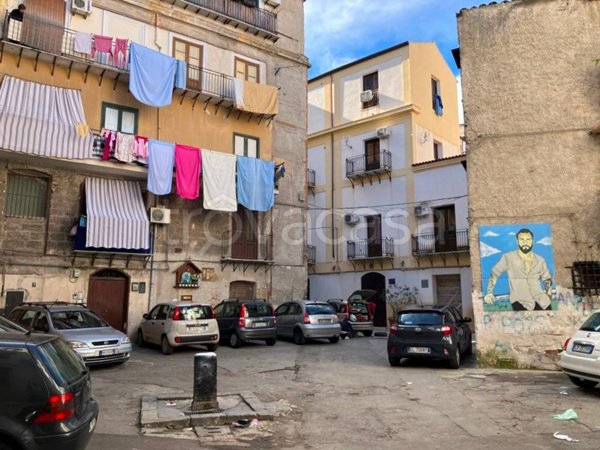 appartamento in vendita a Palermo in zona Centro storico