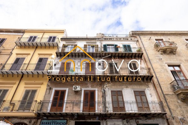 locale commerciale in vendita a Palermo in zona Centro storico