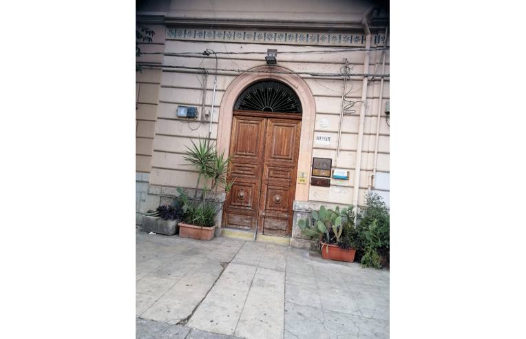 appartamento in vendita a Palermo in zona Politeama