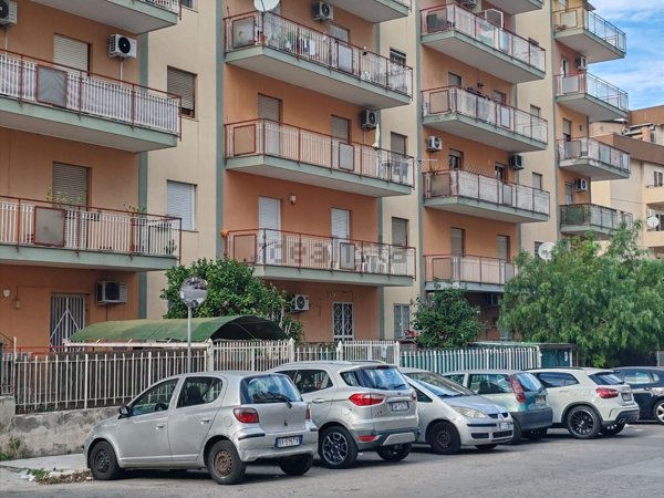 appartamento in vendita a Palermo in zona Acqua dei Corsari