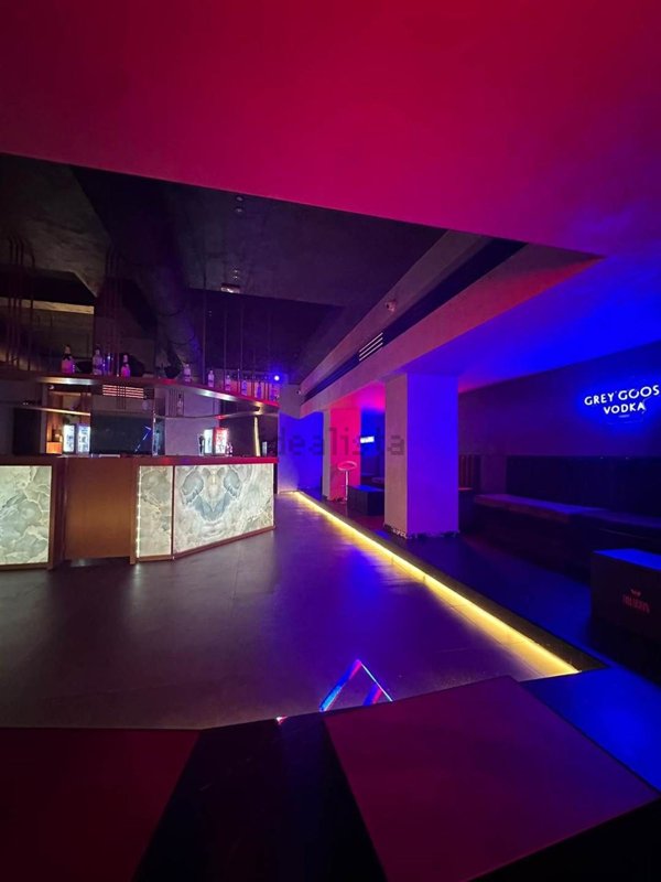 negozio in vendita a Palermo in zona Politeama