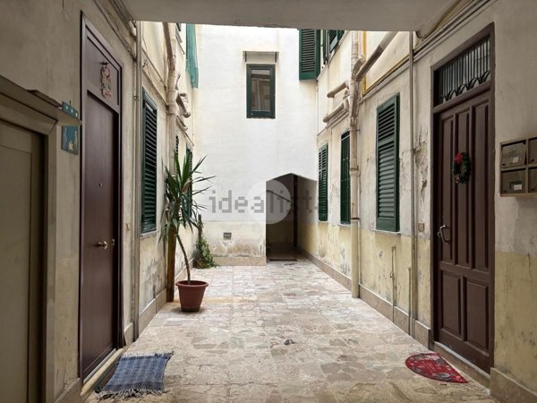appartamento in vendita a Palermo in zona Oreto