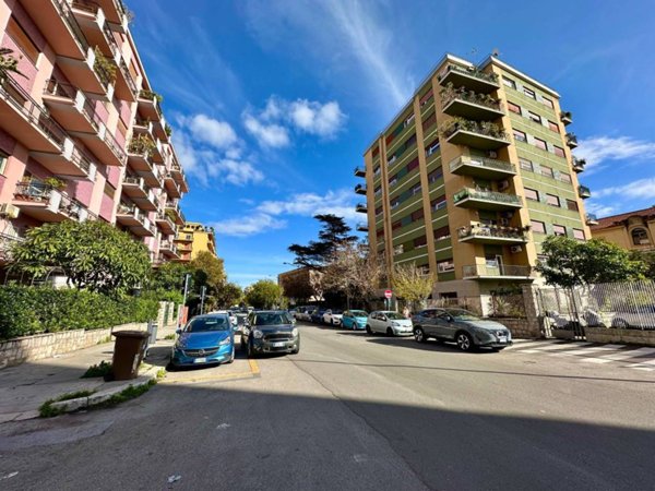 appartamento in vendita a Palermo in zona Libertà
