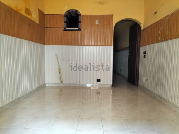 appartamento in vendita a Palermo in zona Malaspina/Palagonia