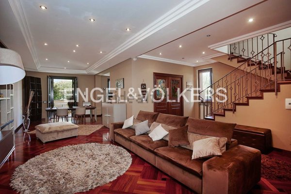 casa indipendente in vendita a Palermo in zona Partanna