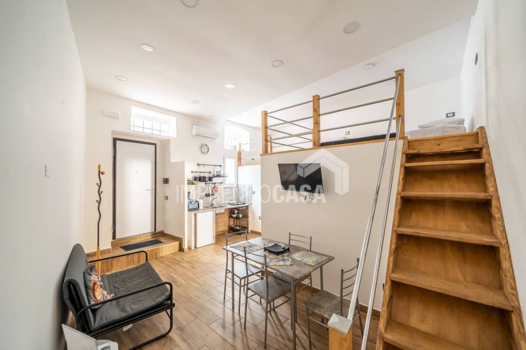 appartamento in vendita a Palermo in zona Centro storico