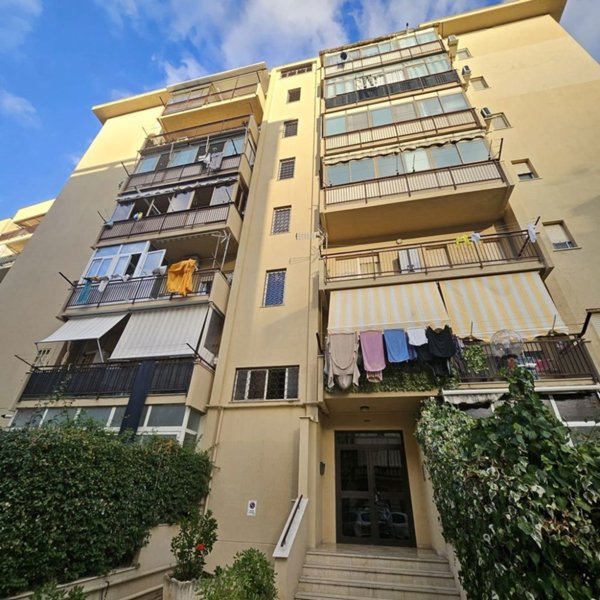appartamento in vendita a Palermo