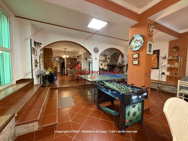 casa indipendente in vendita a Palermo in zona Borgo Nuovo