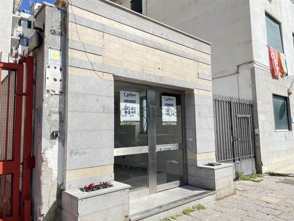 negozio in vendita a Palermo in zona Libertà