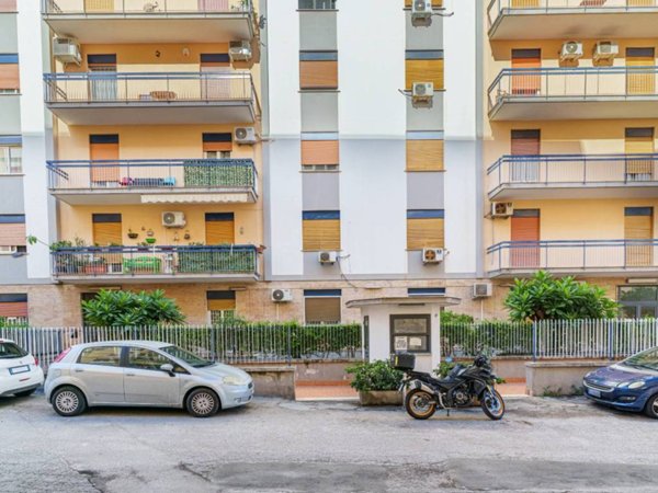 appartamento in vendita a Palermo in zona Acqua dei Corsari