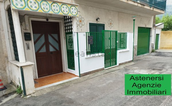 appartamento in vendita a Palermo in zona Chiavelli