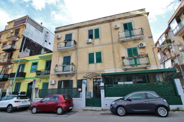 appartamento in vendita a Palermo in zona Malaspina/Palagonia