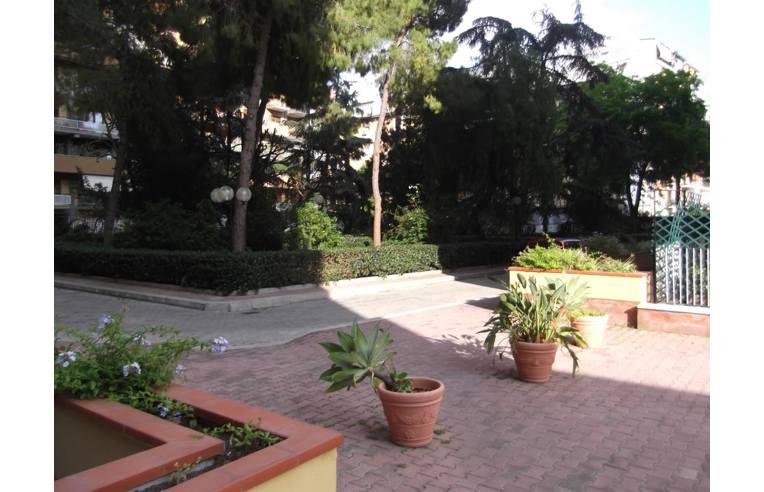 appartamento in vendita a Palermo in zona Malaspina/Palagonia