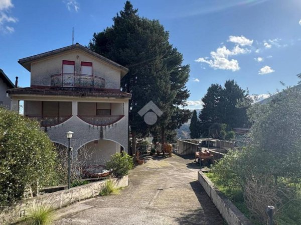 casa indipendente in vendita a Palermo in zona Borgo Nuovo