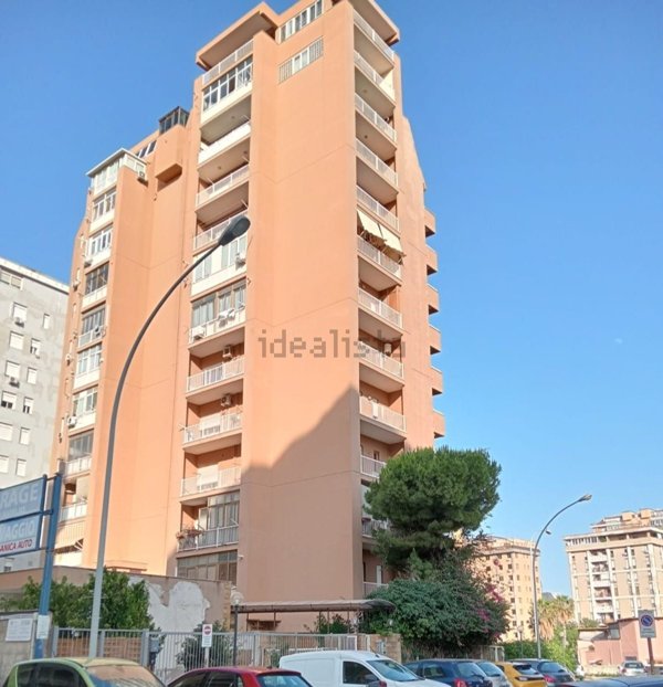appartamento in vendita a Palermo in zona Montepellegrino