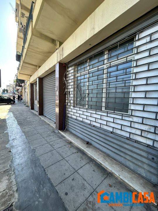 negozio in vendita a Palermo in zona Croceverde