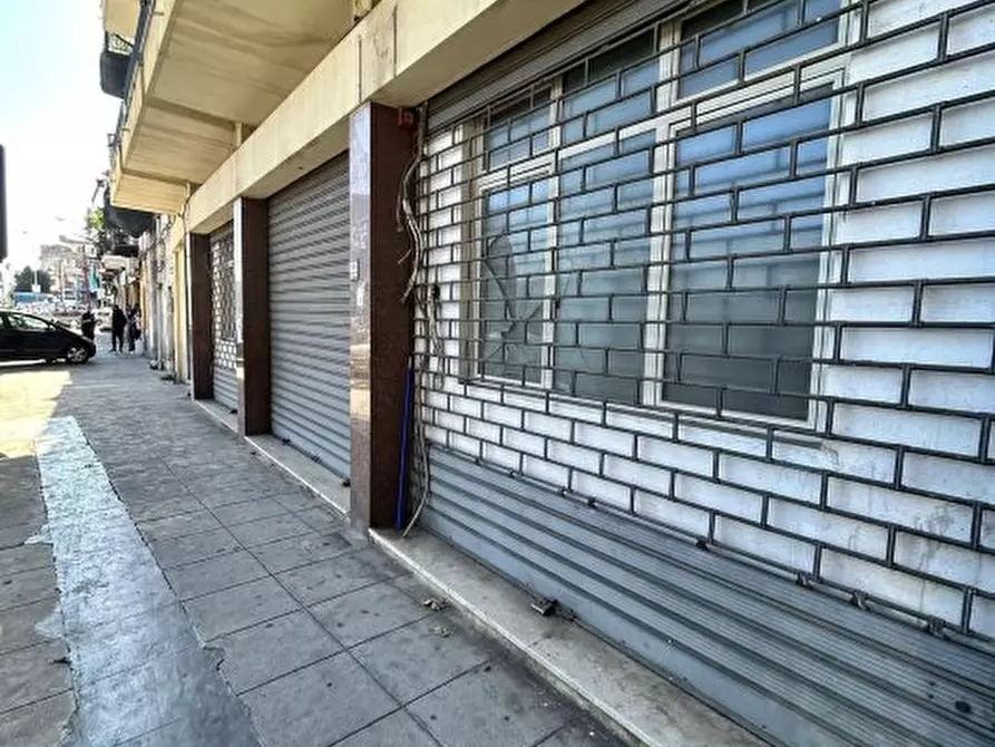 locale commerciale in vendita a Palermo in zona Croceverde