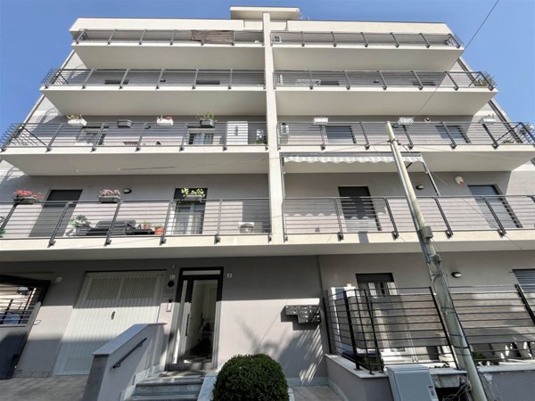 appartamento in vendita a Palermo in zona Villagrazia/Falsomiele