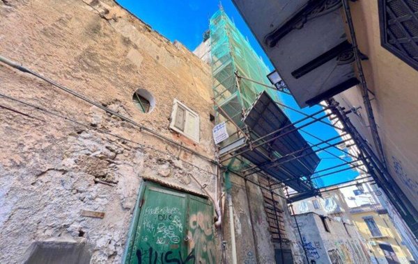 casa indipendente in vendita a Palermo in zona Centro storico