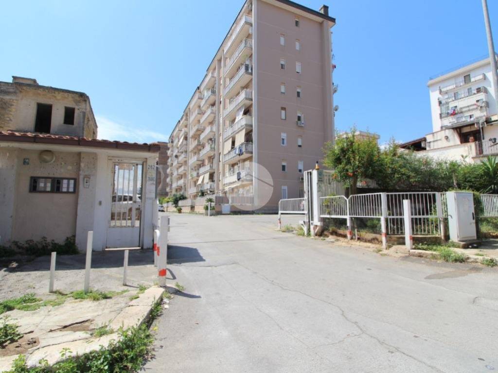 appartamento in vendita a Palermo in zona Uditore