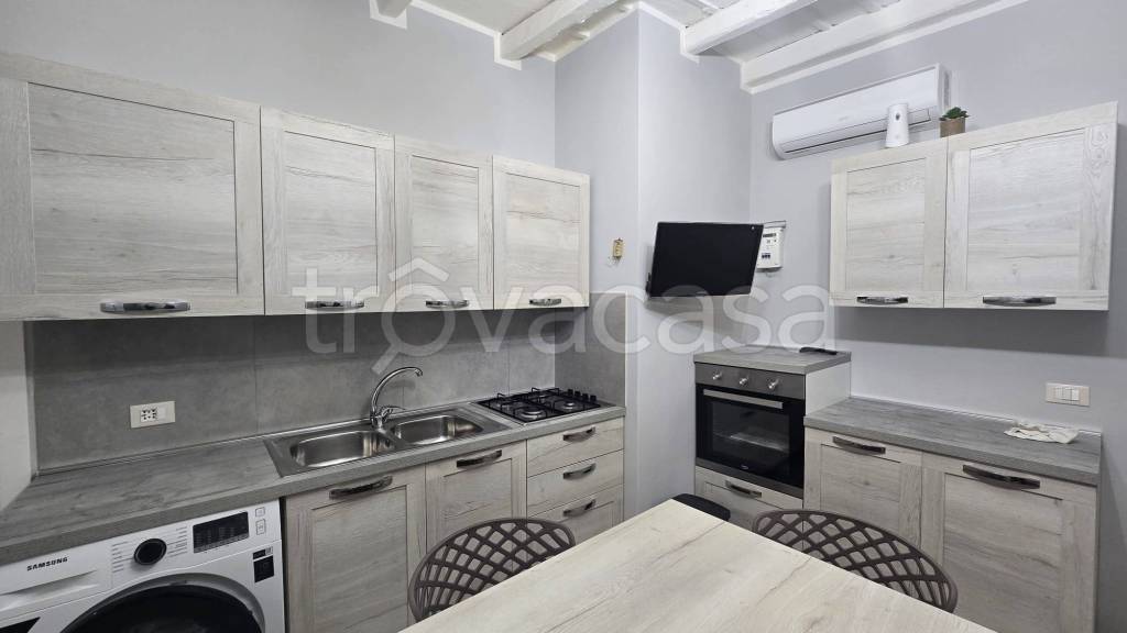 appartamento in vendita a Palermo in zona Zisa