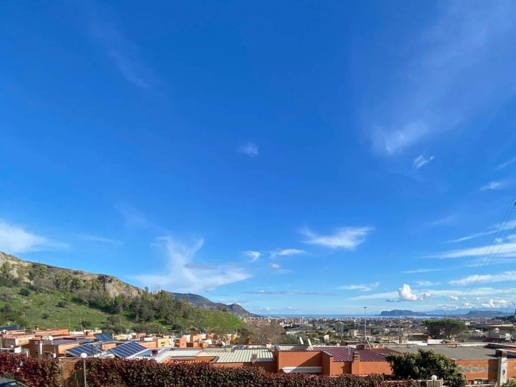 casa indipendente in vendita a Palermo in zona Borgo Nuovo
