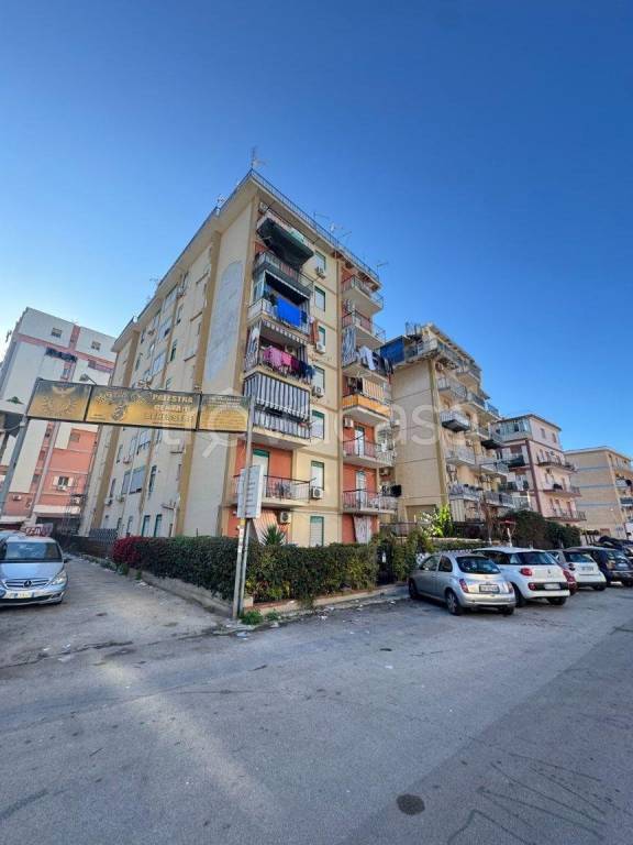 appartamento in vendita a Palermo in zona Settecannoli