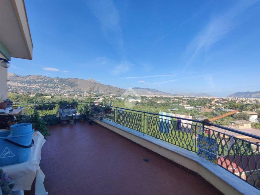 appartamento in vendita a Palermo in zona Villagrazia/Falsomiele