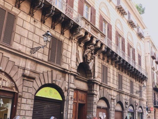appartamento in vendita a Palermo in zona Centro storico