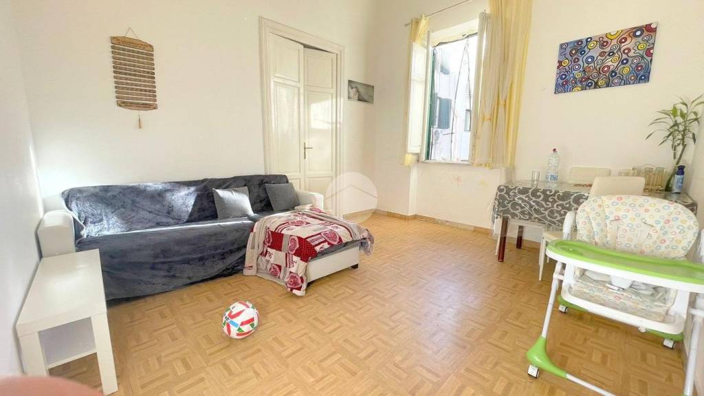 appartamento in vendita a Palermo in zona Politeama