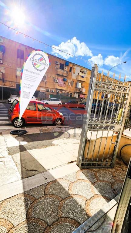 negozio in vendita a Palermo