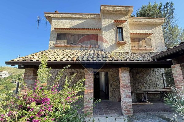 casa indipendente in vendita a Palermo in zona Boccadifalco