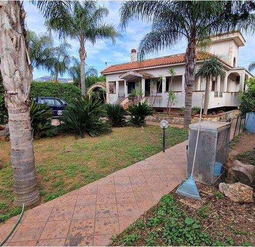 casa indipendente in vendita a Palermo in zona Cruillas