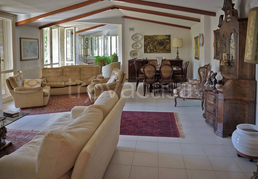 casa indipendente in vendita a Palermo in zona Centro storico