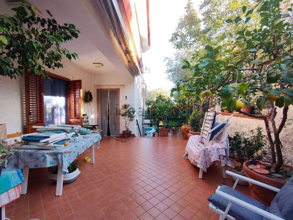 casa indipendente in vendita a Palermo in zona Boccadifalco