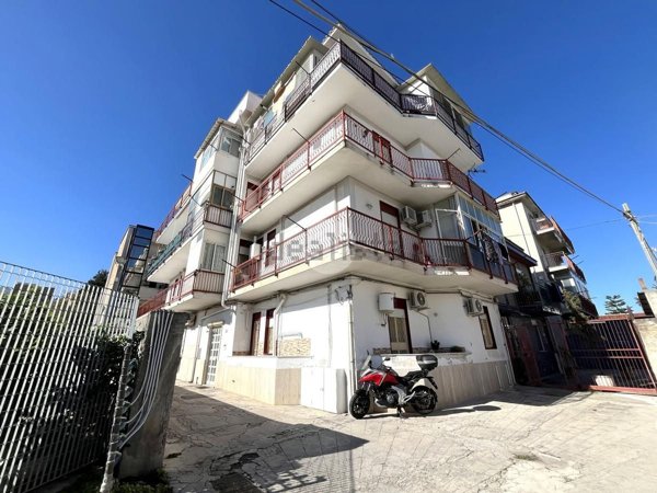 appartamento in vendita a Palermo in zona Altarello