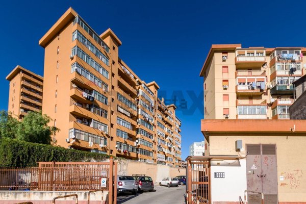 appartamento in vendita a Palermo in zona Acqua dei Corsari