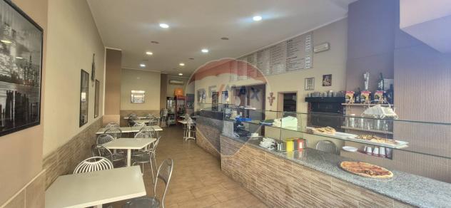 negozio in vendita a Palermo in zona Malaspina/Palagonia