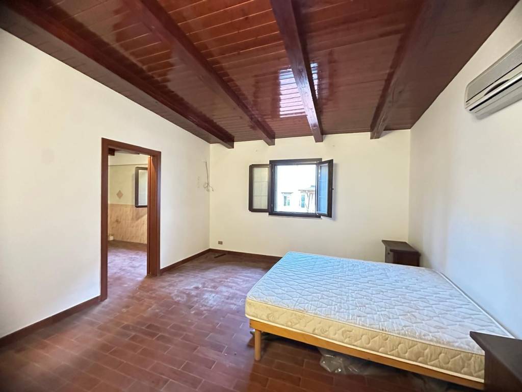 casa indipendente in vendita a Palermo in zona Malaspina/Palagonia