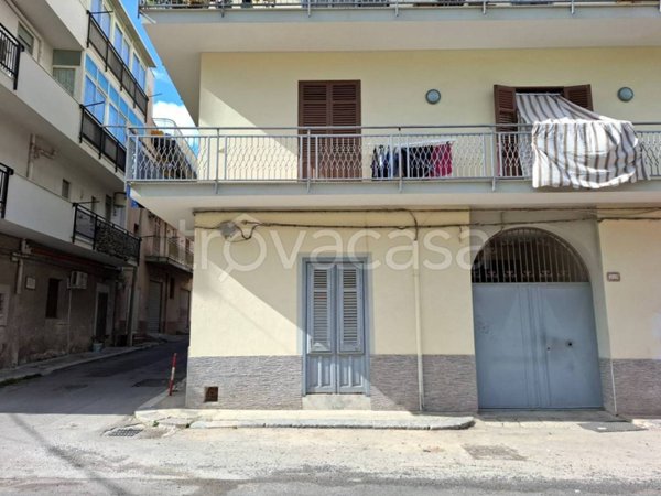 appartamento in vendita a Palermo in zona Chiavelli