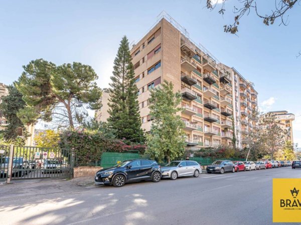 appartamento in vendita a Palermo in zona Libertà