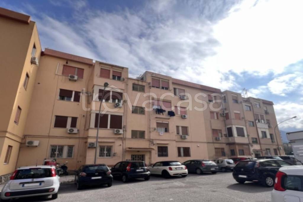 appartamento in vendita a Palermo in zona Settecannoli