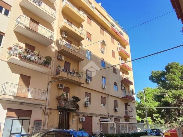 appartamento in vendita a Palermo in zona Libertà