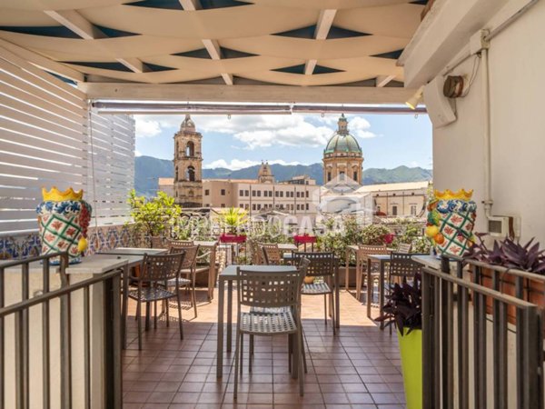 negozio in vendita a Palermo in zona Centro storico