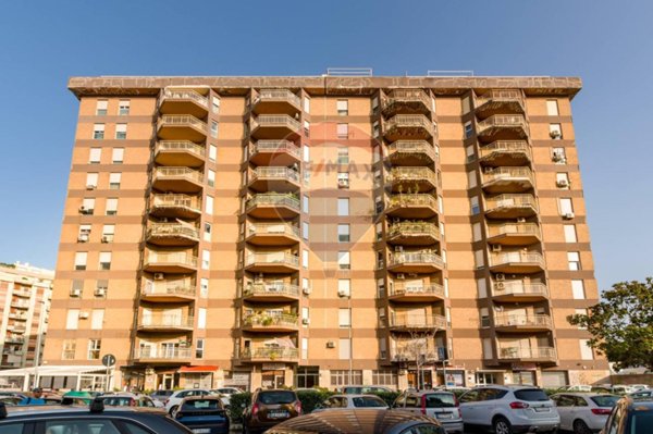 appartamento in vendita a Palermo in zona Politeama