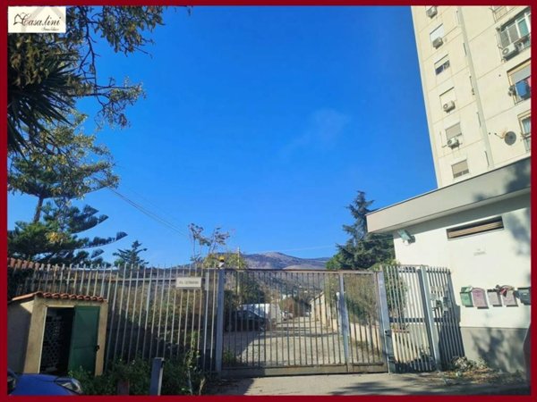 appartamento in vendita a Palermo in zona Resuttana