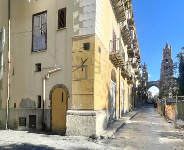 appartamento in vendita a Palermo in zona Centro storico