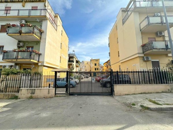 appartamento in vendita a Palermo in zona Altarello