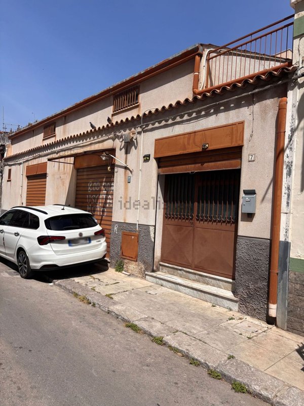 mansarda in vendita a Palermo in zona Zisa