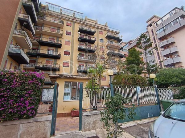 appartamento in vendita a Palermo in zona San Lorenzo